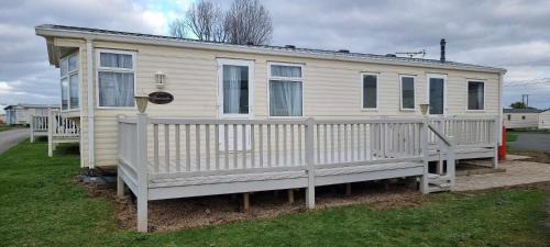 Dog Friendly Caravan Heacham Norfolk Holiday