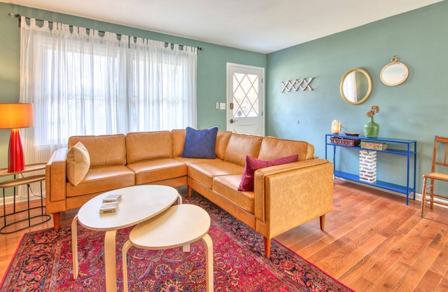 Dog-friendly, colorful mountain home with enclosed yard, firepit & EV charge