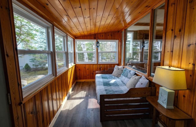 Dog-friendly Lakefront Cottage w/Hot Tub + WiFi + Firepit + Games + Near Trails