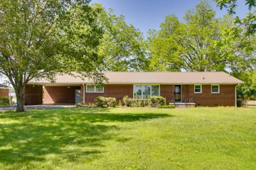 Dog-Friendly Lexington Retreat Step-Free Access!