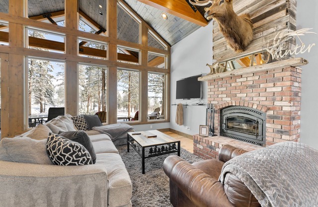 Dog-friendly mountain view home with wood fireplace, washer/dryer, & patio