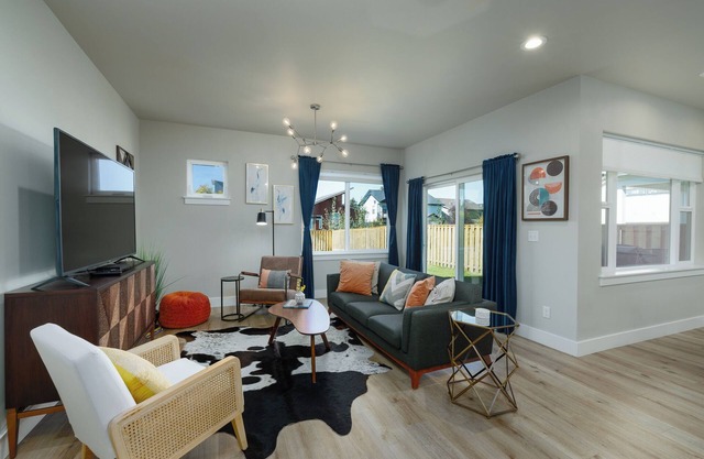 Dog Friendly Townhouse, minutes to MSU & Downtown Bozeman! Welcome Home!