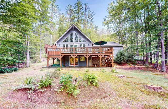 Dog-friendly, waterfront home on the Saco River with private hot tub & fireplace