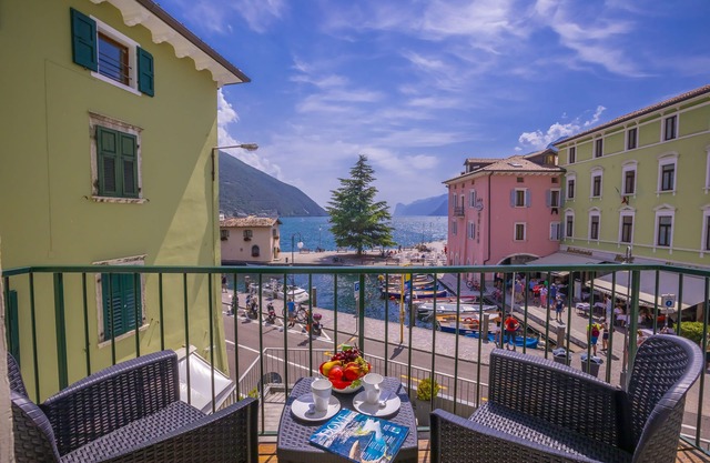 Dogana Best Lake View, Torbole sul Garda, Italy