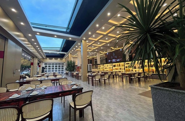 Doi Ngoai Bien Phong SPA Hotel