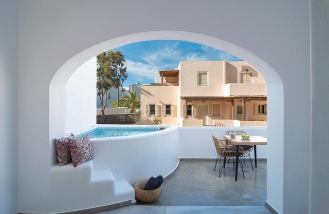 Dolce Suites