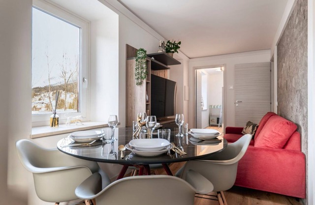 Dolomite Elegance: Chic Flat in San Vito di Cadore