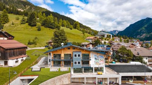 Dolomites Room and Breakfast Formiè