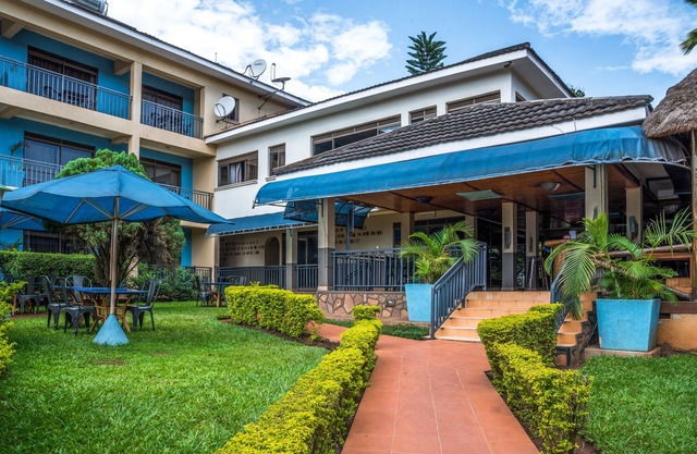 Dolphin Suites