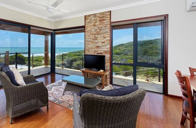 Dolphin Views - amazing ocean views