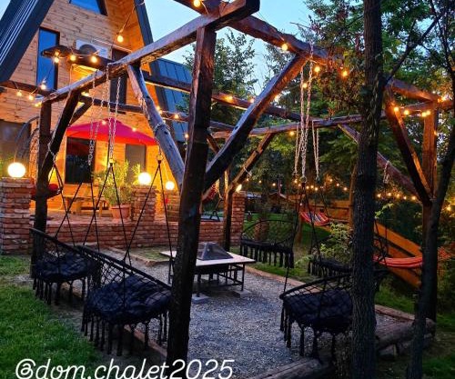 Dom Chalet