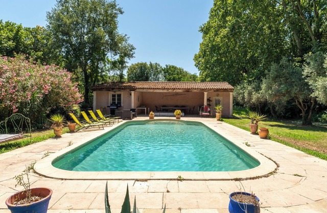 Domaine Beauchamp mansion with private swimming pool close to the golf course