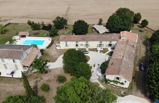 Domaine de Pégon - Gite 2 Sunflowers Avec Piscine