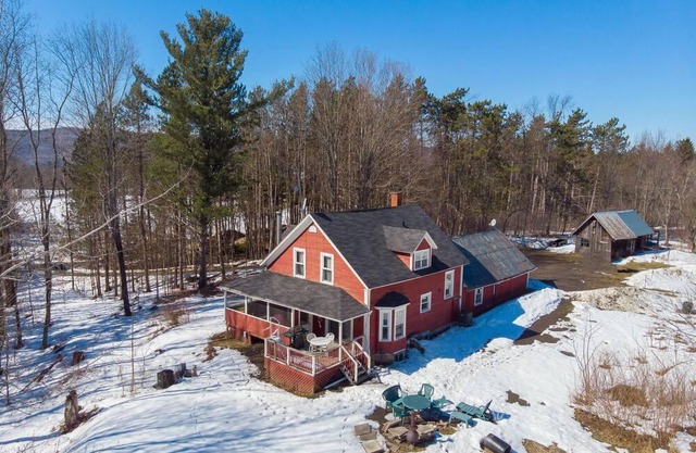 DOMAINE DES CERFS - Country living house, on large forested private estate