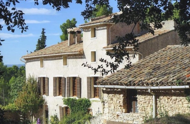 DOMAINE SAINT PONS FOR 6 PEOPLE