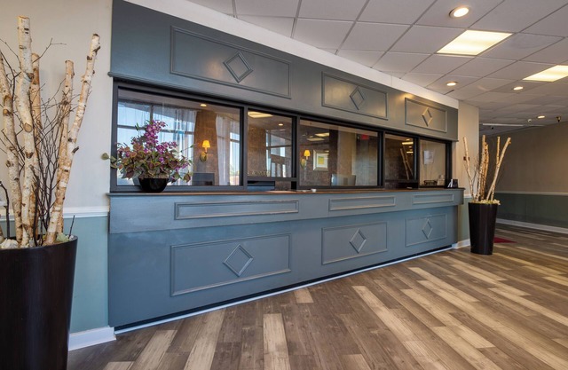 Dominion Inn & Suites