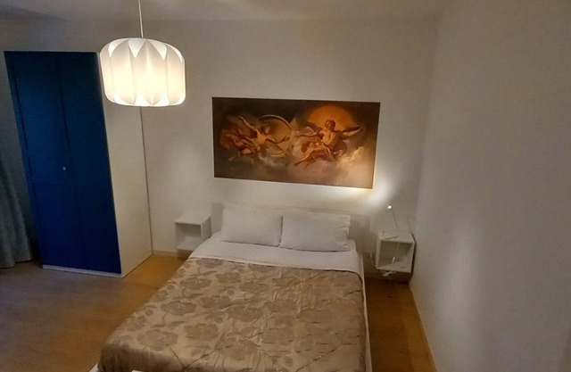 Domus Appio Latino Accogliente Appartamento Adiacente Metro e Parco Appia Antica