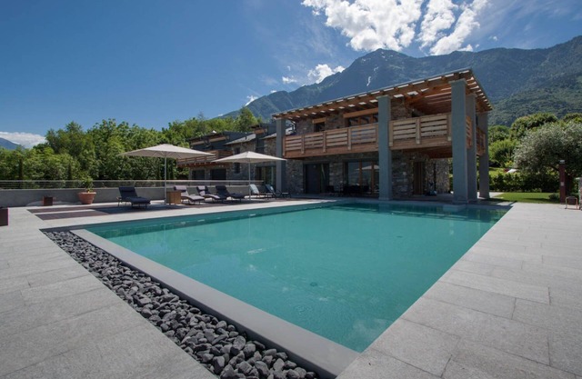 Domus Bassa - Splendid lake view Villa with heated pool