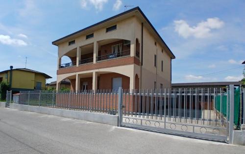 Domus DEA