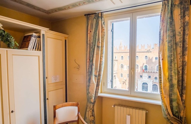 Domus Nova - Camera Giulietta e Romeo