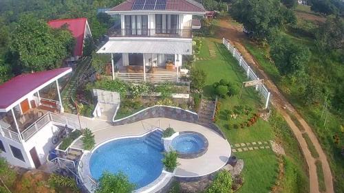 Don Erwin Mountain Villa
