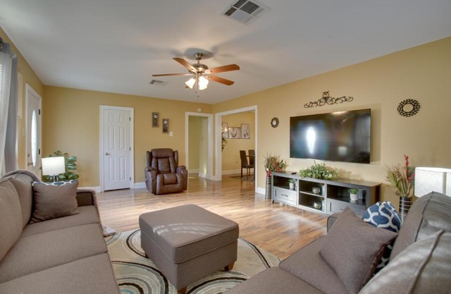 Donaldsville Vacation Home Near Mississippi River