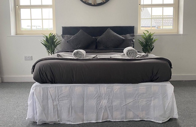Doncaster Furnished House for Short Lets