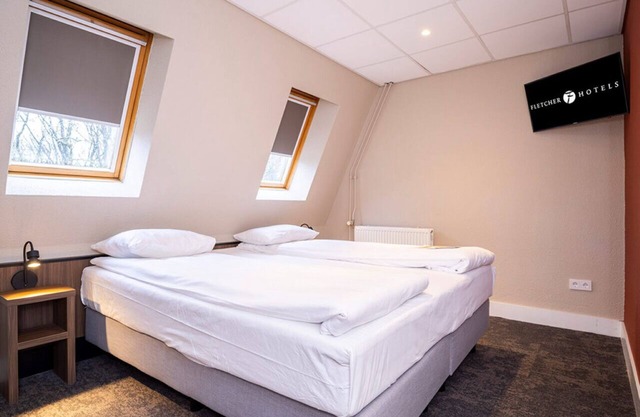 Doorwerth Forest Hotel Stay – Near Castles, Trails & Arnhem City