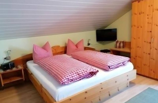Doppelzimmer für 2 Gäste mit 18m² in Hopferau