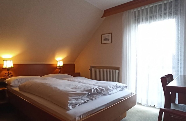 Doppelzimmer Kompakt, Retro mit Balkon, 1 Doppelbett