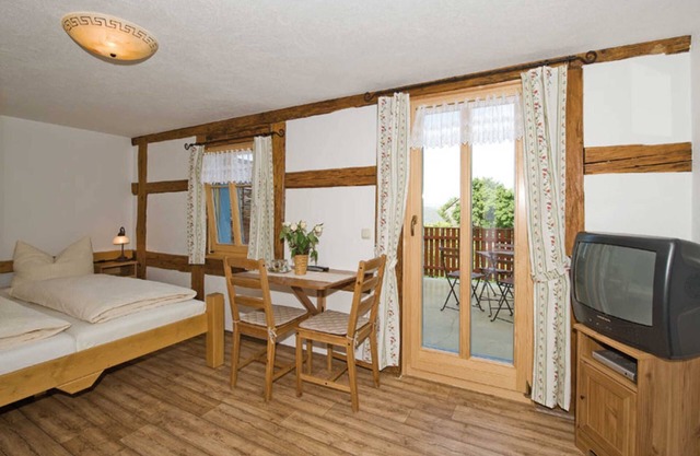 Doppelzimmer mit Terrasse - Pension Bauernhaus Vetter