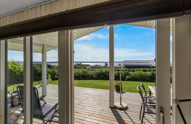 "Dorathea" - 360m from the sea by Interhome