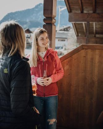 Dorfcafe Unken Hotelpension sWirtshaus im Dorf