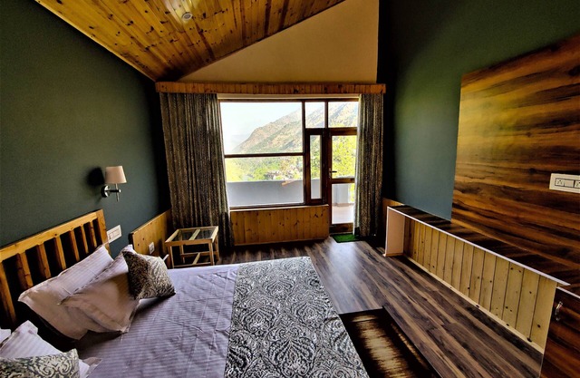 Doris Mountain Cabins Tirthan - 5km from Tirthan and 7km from Jibhi