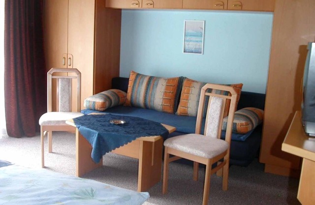 Dormitory Room - Pension & Bungalow "Haus Rita"