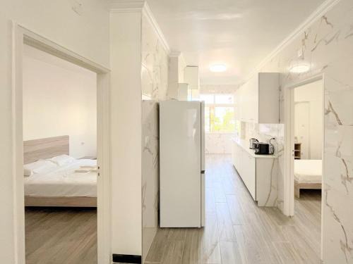 Double bed room in Arroios