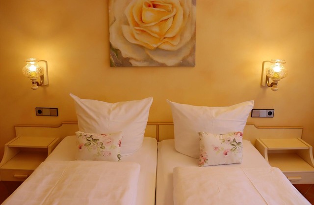 Double room with shower and WC