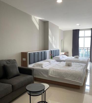 Double Queen Room Formosa Residence by Skyline