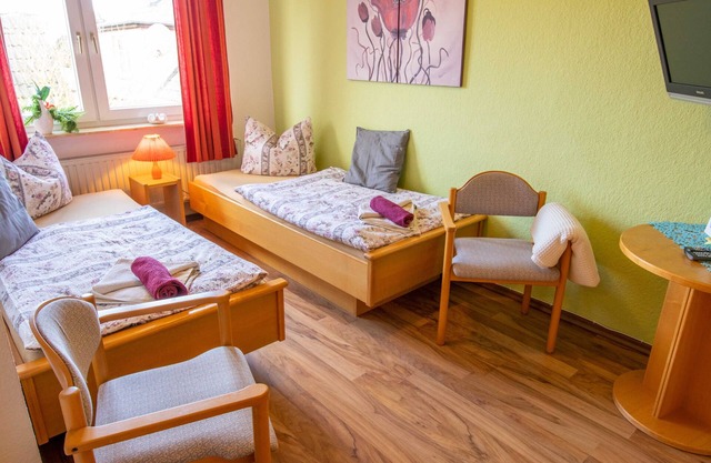 Double Room (18) - Pension Zur Curve