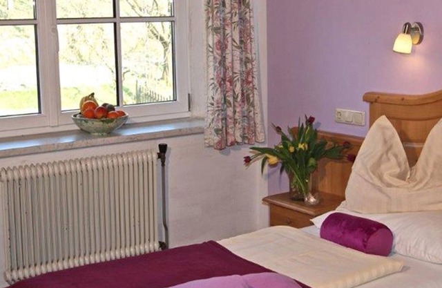 Double Room 23 - Organic Farm Kasleitner (3 flowers)