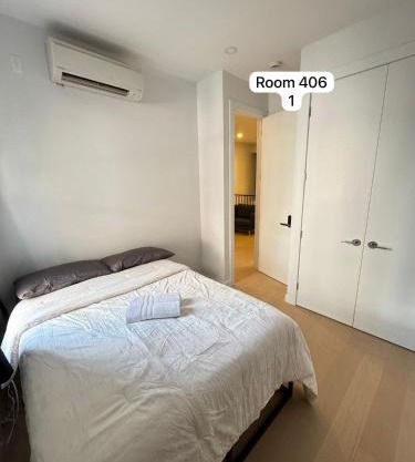 Double Room at a shared Apartment near Times Square