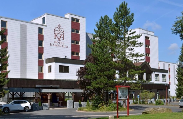 Double room, bath, WC - Hotel Kaiseralm GmbH