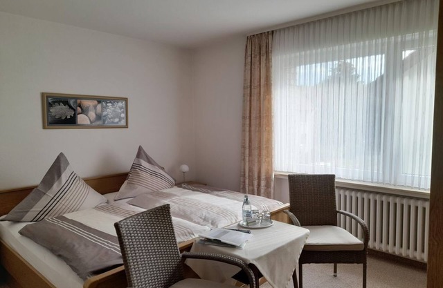 Double room, bathroom, WC - vacation apartment and guest room Iburgblick