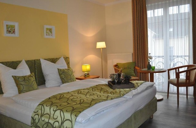 Double room Classic, non-smoking - Landhotel Gillenfelder Hof