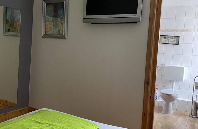 Double room-Deluxe-Private Bathroom