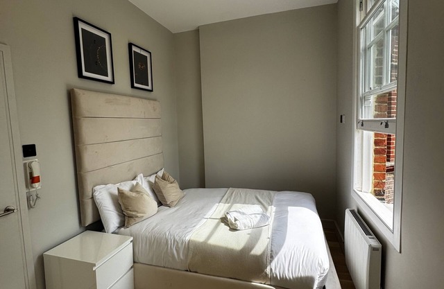 Double room Finchley Road Central London F8