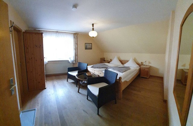 Double room "Hofblick 2" 15sqm