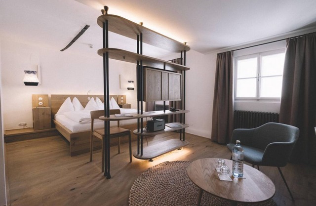 Double room "large" - non refundable rate - arthotel Blaue Gans