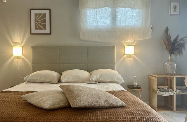 Double room-Luxury-Private Bathroom-Garden view