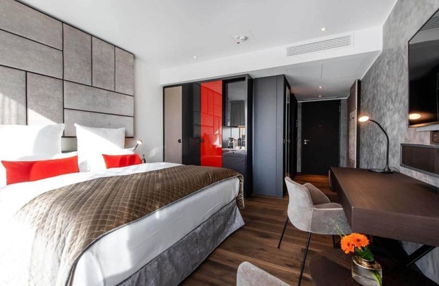 Double room Moselkoje with balcony - FÄHRHAUS Koblenz